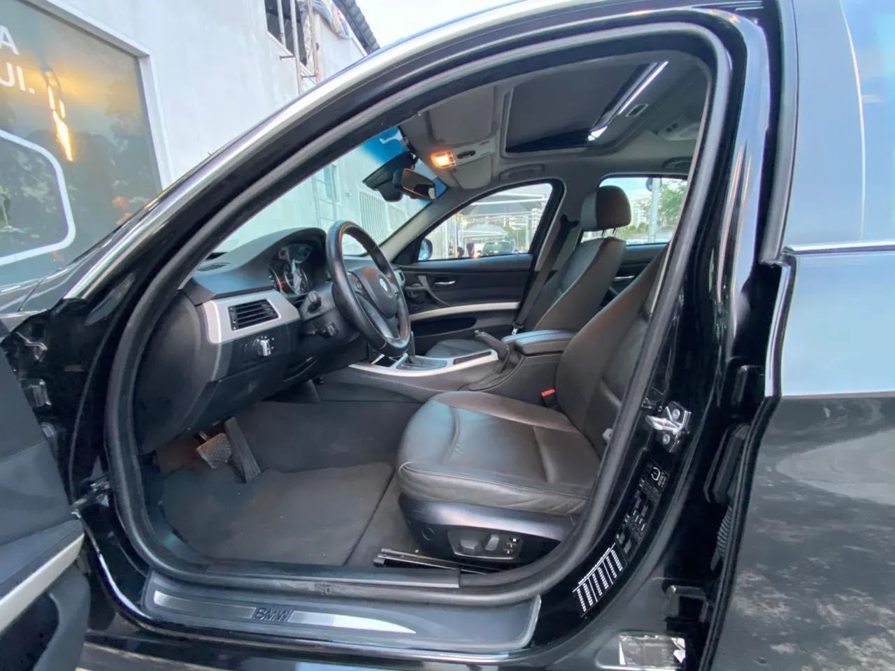 BMW 325I A 2009 - Foto 4