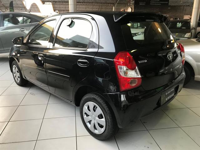 TOYOTA ETIOS 2014/2014 1.3 X 16V FLEX 4P MANUAL - Foto 4