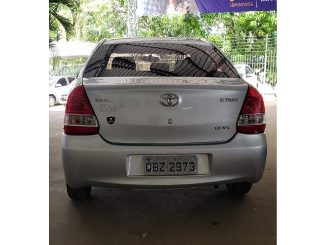 TOYOTA ETIOS 1.5 XS SEDAN 16V FLEX 4P 2016 - Foto 6