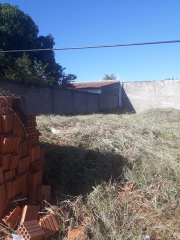 Troco Terreno prox. ao Shopping Estação em Ágio de Apartamento