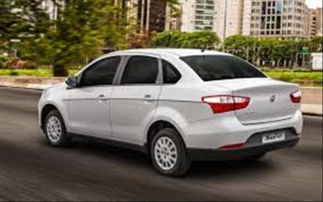 Fiat Grand Siena 1.0 Evo Attractive - Foto 2