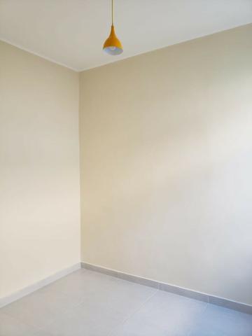 Alugo casa totalmente reformada - Irajá - R$ 700,00 - Foto 2