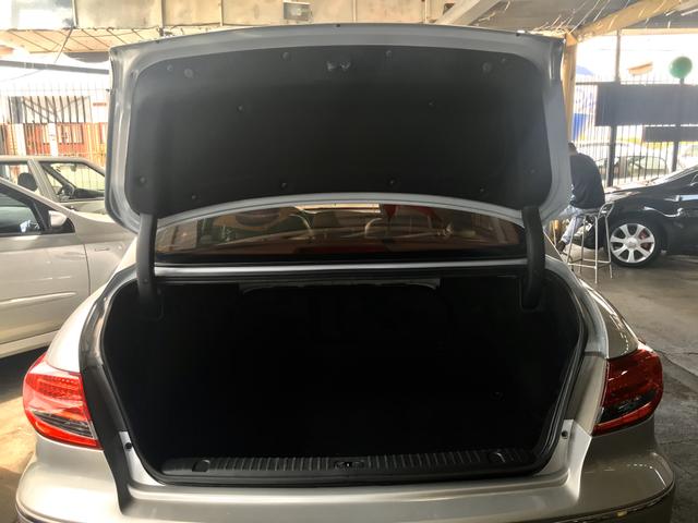 Hyundai Azera 3.3 V6 - Foto 4