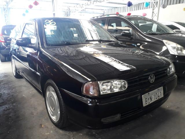 Gol Gli 1.8 completo Rodas e Som