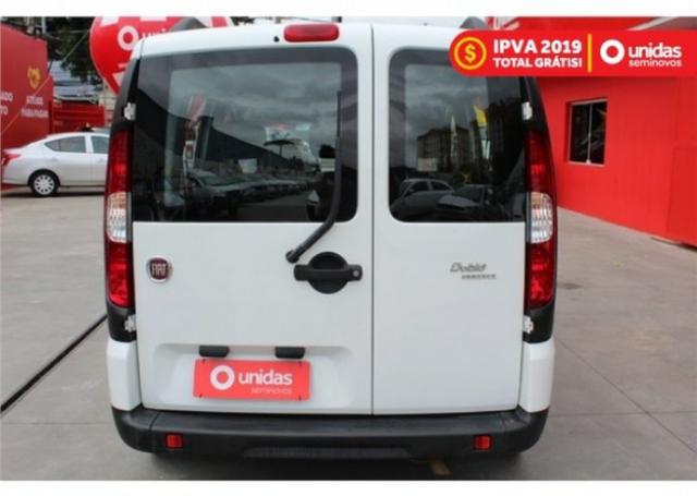 Fiat Doblo Essence 1.8 7 lugares 2018/2019 - Foto 5
