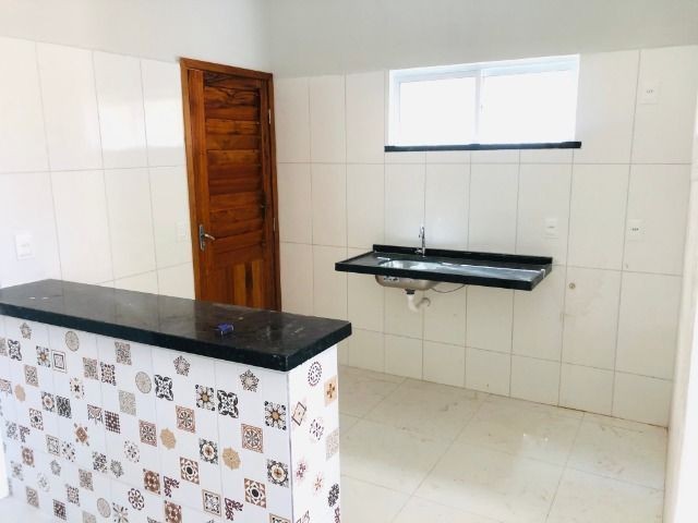 WS. otima casa nova com 2 quartos,2 banheiros toda no porcelanato a 10 min. de messejana - Foto 4