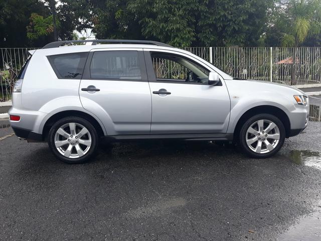 Mitsubishi Outlander - Foto 12
