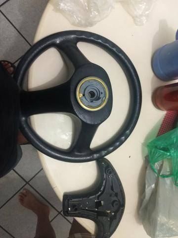 Volante original do Corsa sedan