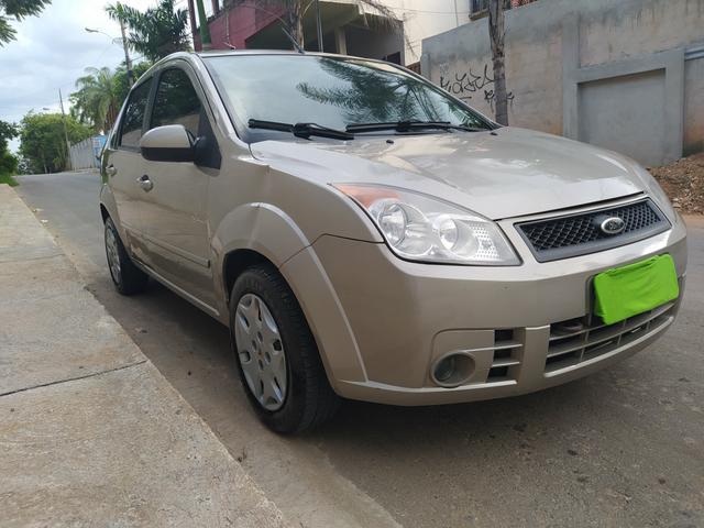 Ford Fiesta sedan 1.6 flex