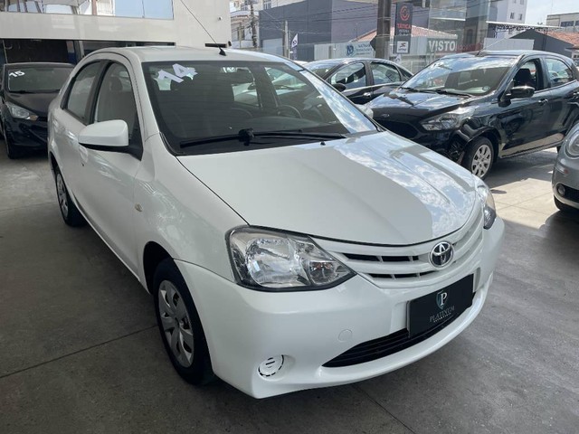 TOYOTA ETIOS SEDAN XS 1.5