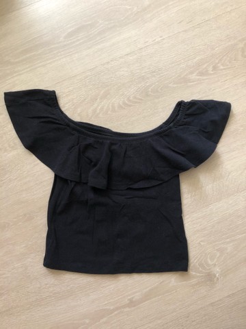 Blusa babado  preta