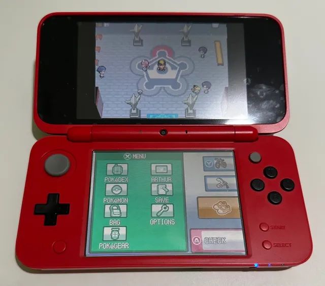 Pokémon Heartgold Nintendo DS Gold Edition em segunda mão durante 59,99 EUR  em Torrent na WALLAPOP