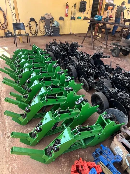 Partes Linhas plantadeira TATU ULTRA FLEX  - Foto 6