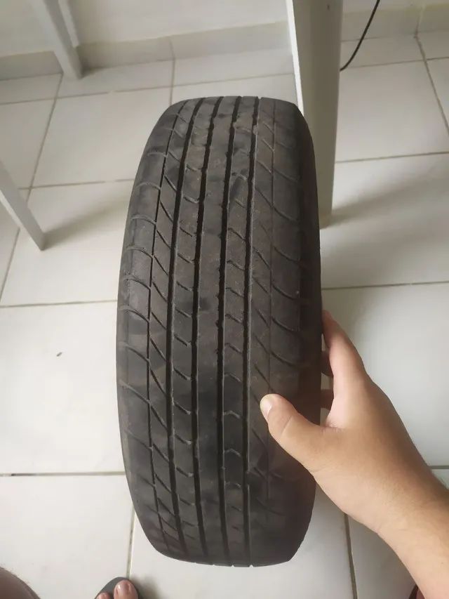 Vendo pneu 165 70 R13 Carros vans e utilit rios Jardim Veneza