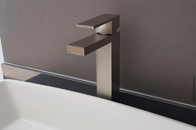 Vende-se Misturador Monocomando Lavatório Níquel Acetinado - Foto 3