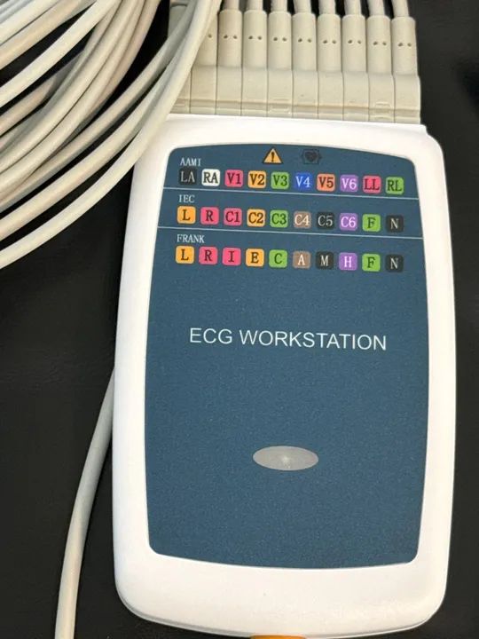 Equipamento de eletrocardiograma - ECG - Foto 2