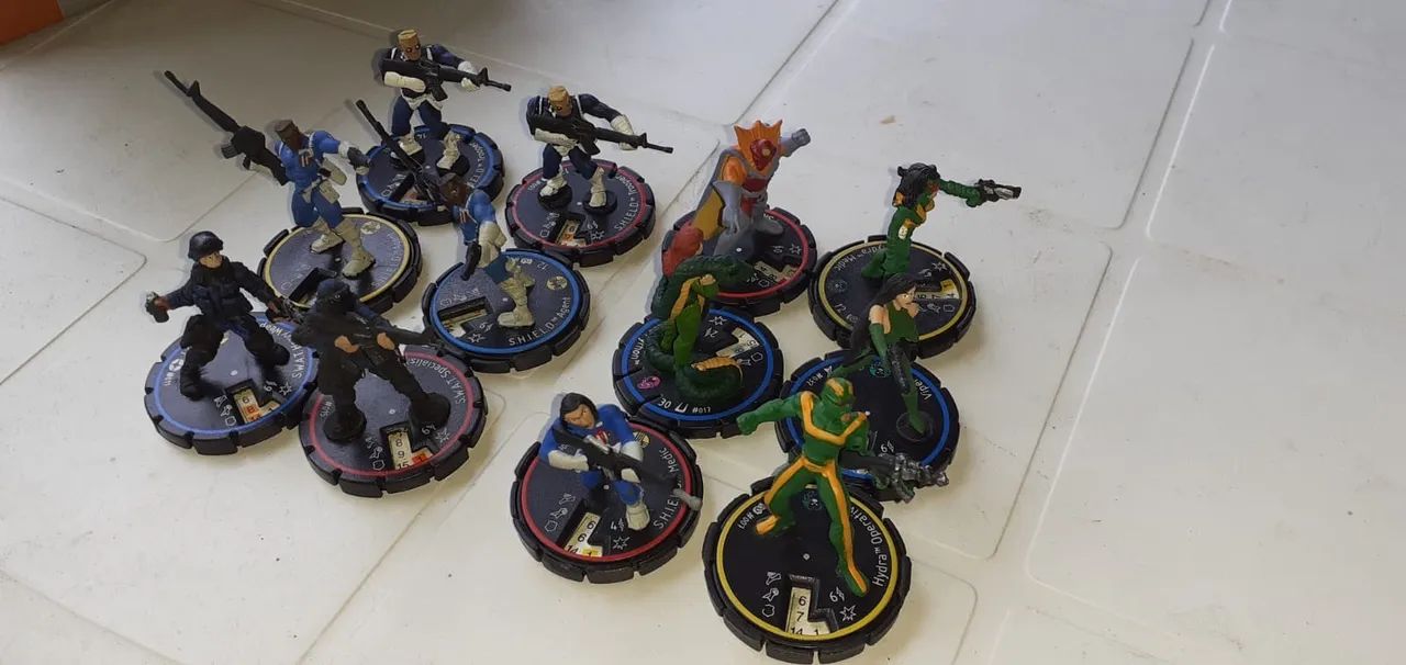 Lote completo + tabuleiro jogo Heroclix  - Foto 4