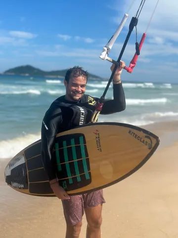 Aulas de kitesurf e equipamentos 