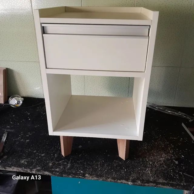 Criado mudo 