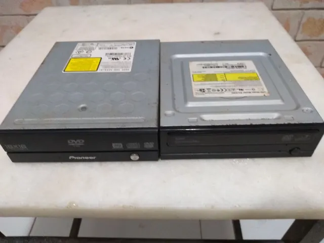 Gravador de CD/DVD Sata para Computador (A unidade) Diversas Marcas; Seminovos