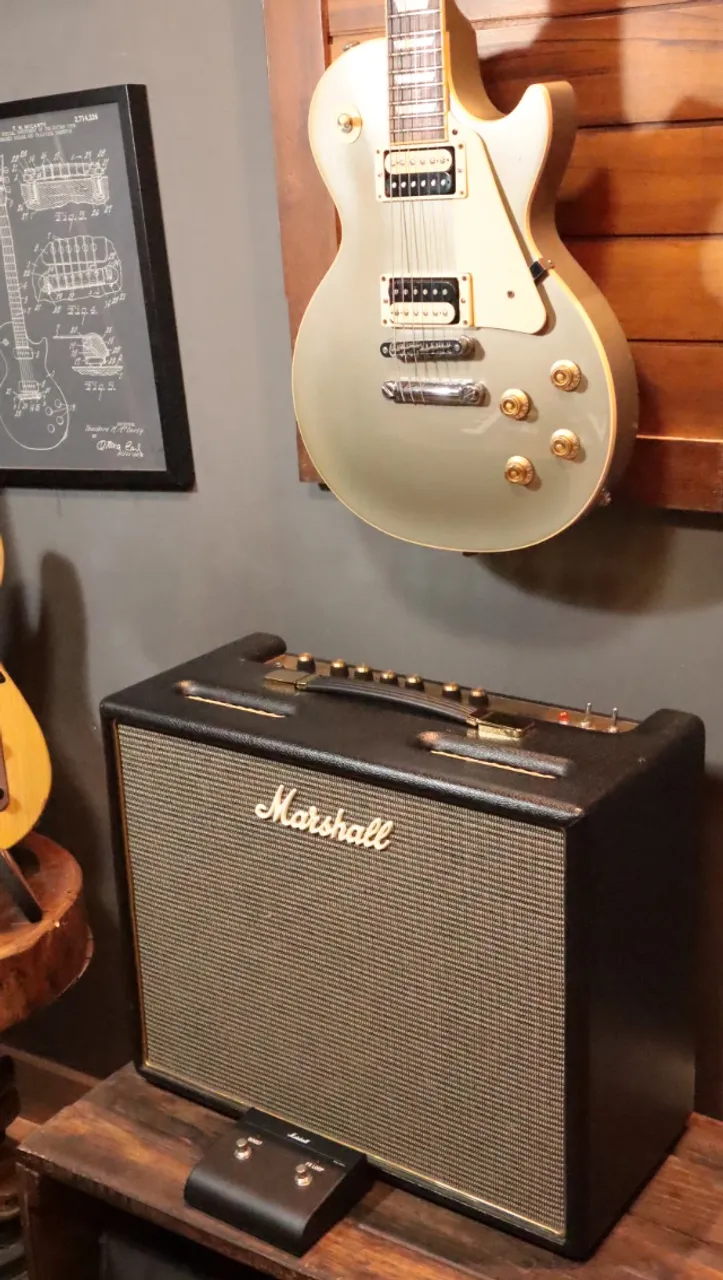 Amplificador de Guitarra Valvulado Marshall Origin 20c