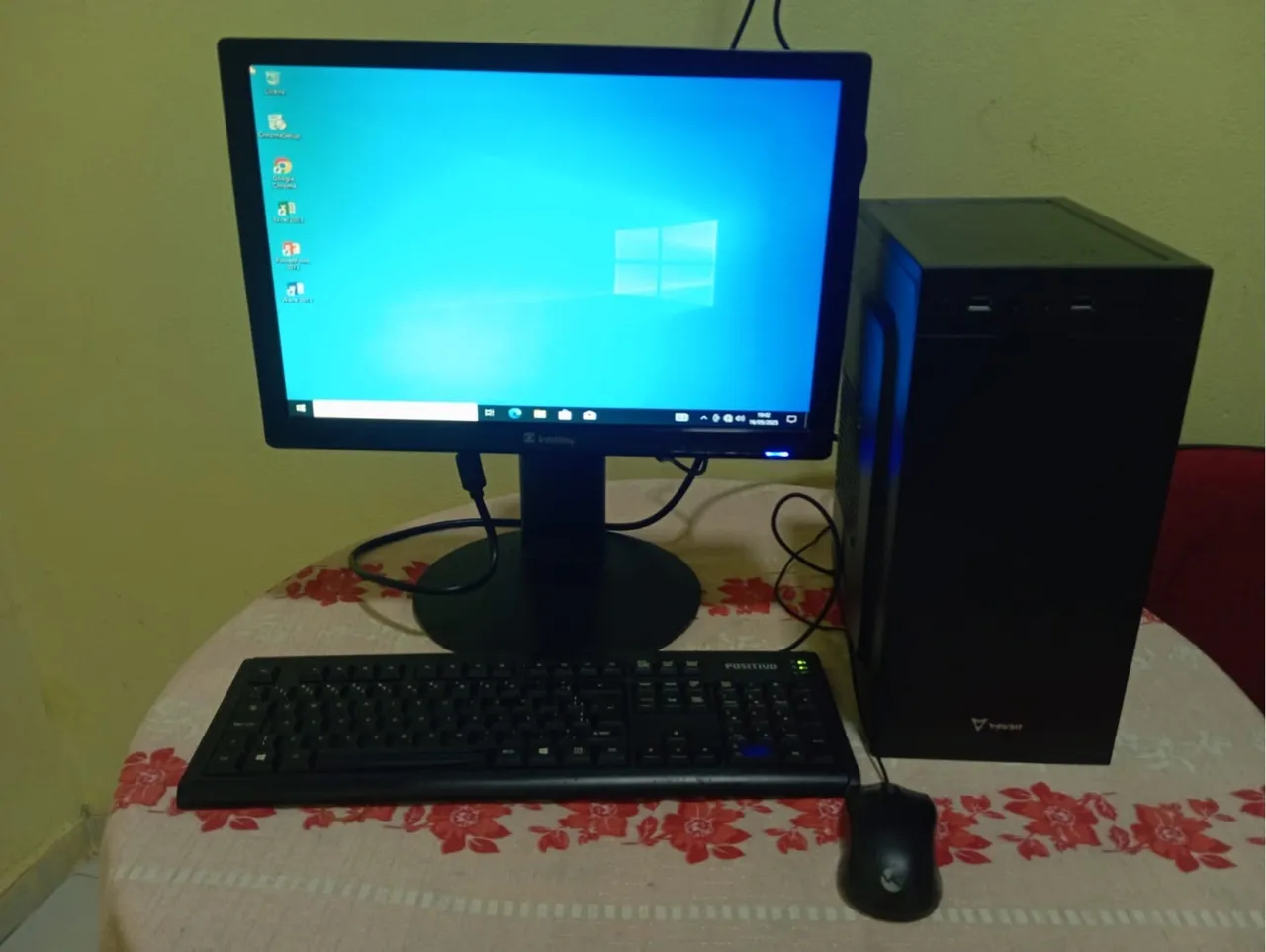 COMPUTADOR SUPER CONSERVADO
