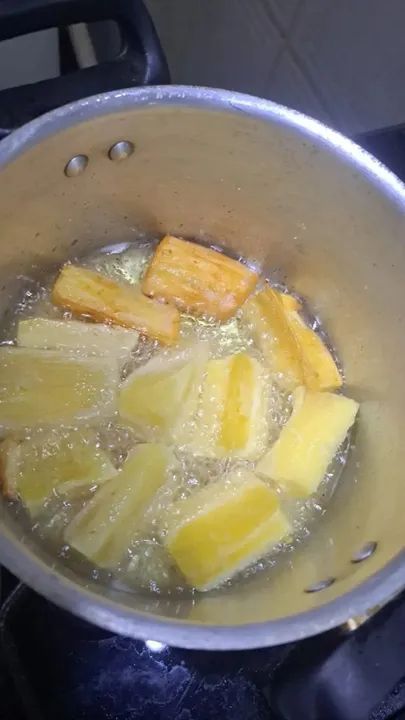 Feixo de macaxeira para plantio - Foto 6