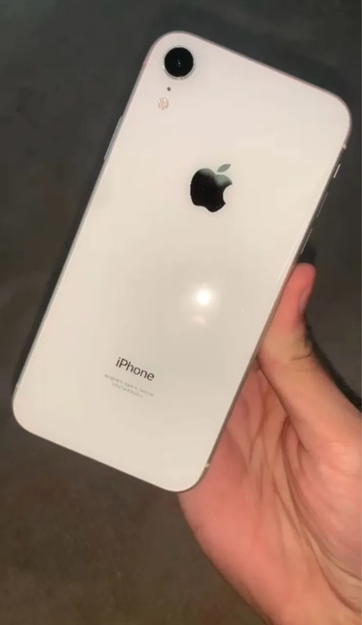 VENDO IPHONE XR BRANCO