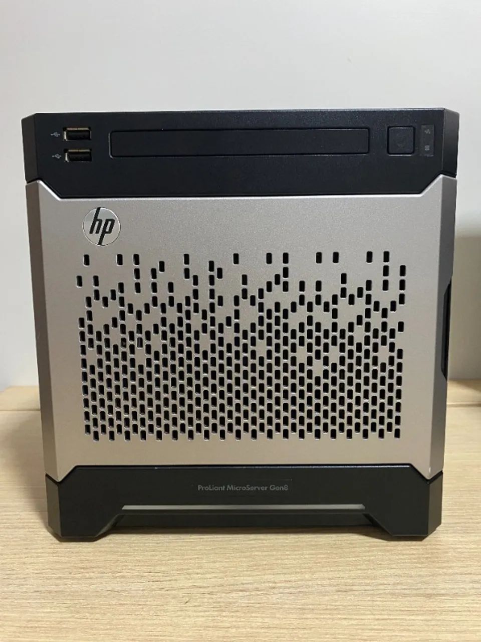 HP MicroServer Gen8 Server, Xeon E3-1240 V2, already with 4 TB, supports up to 4 HDDs/SSDs64396506131714121