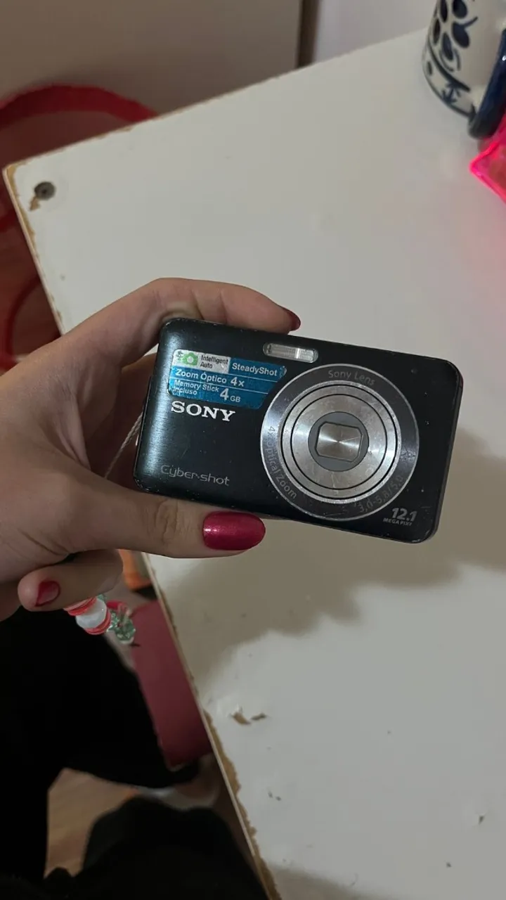 Câmera sony cyber-shot