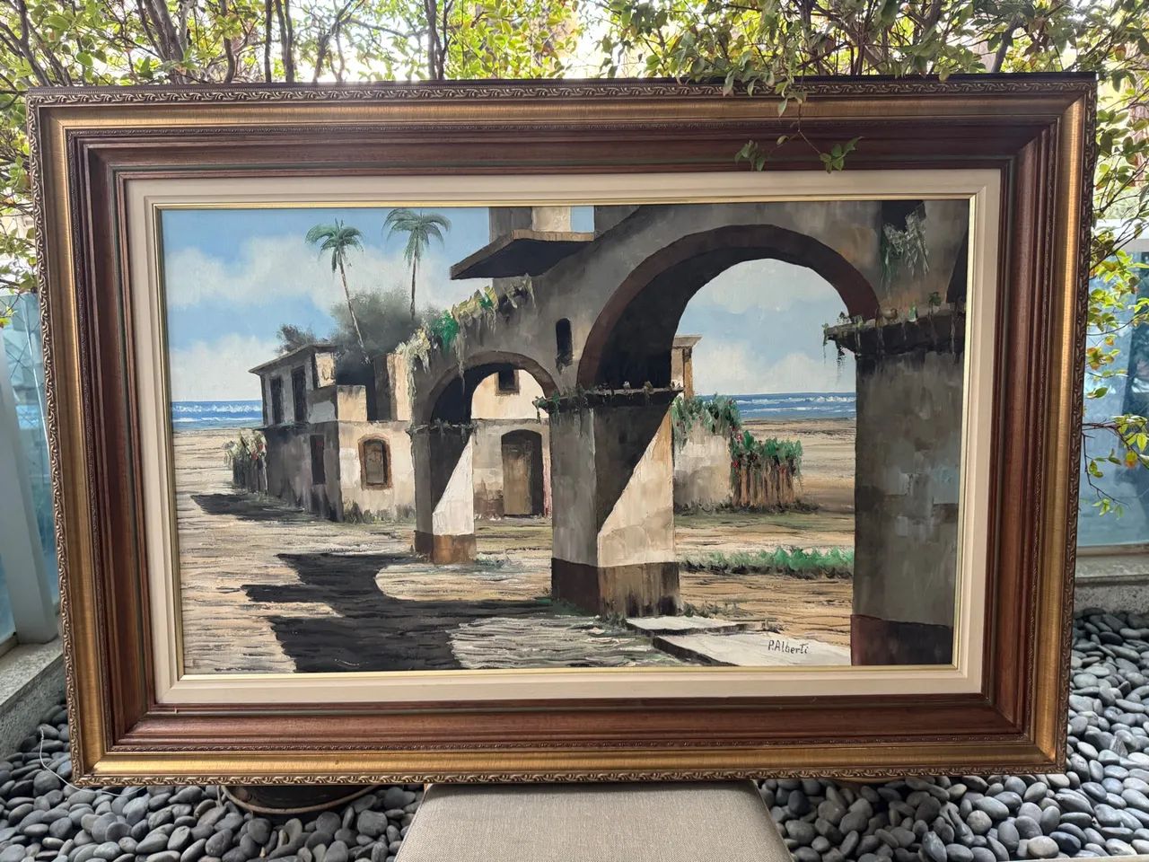 Quadro em moldura de madeira com pintura de paisagem - Foto 2