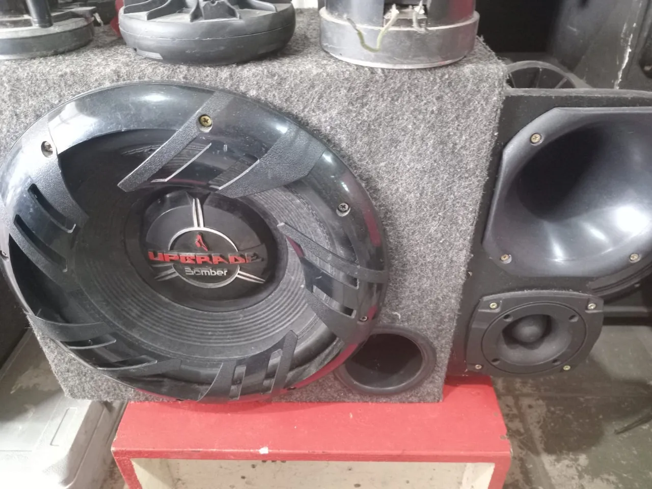 Subwoofer upgrade bomber