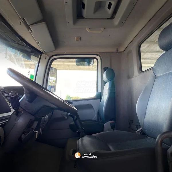 VOLKSWAGEN 31.320 CNC 6X4 2011 - Foto 10