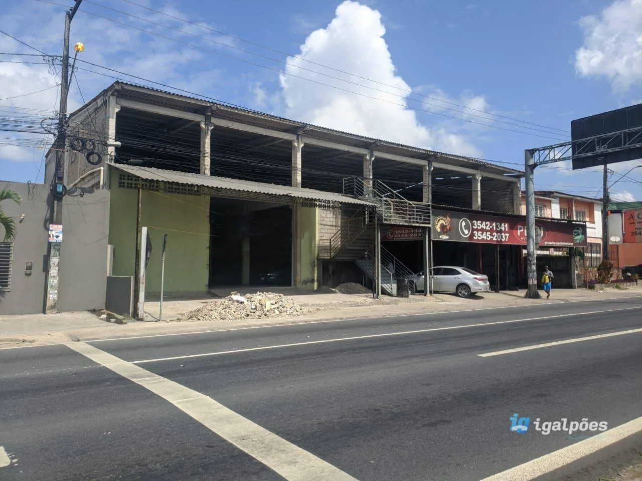 Galpão tipo Loja com 226 m² às margens da Rodovia BR 101 em Igarassu - PE