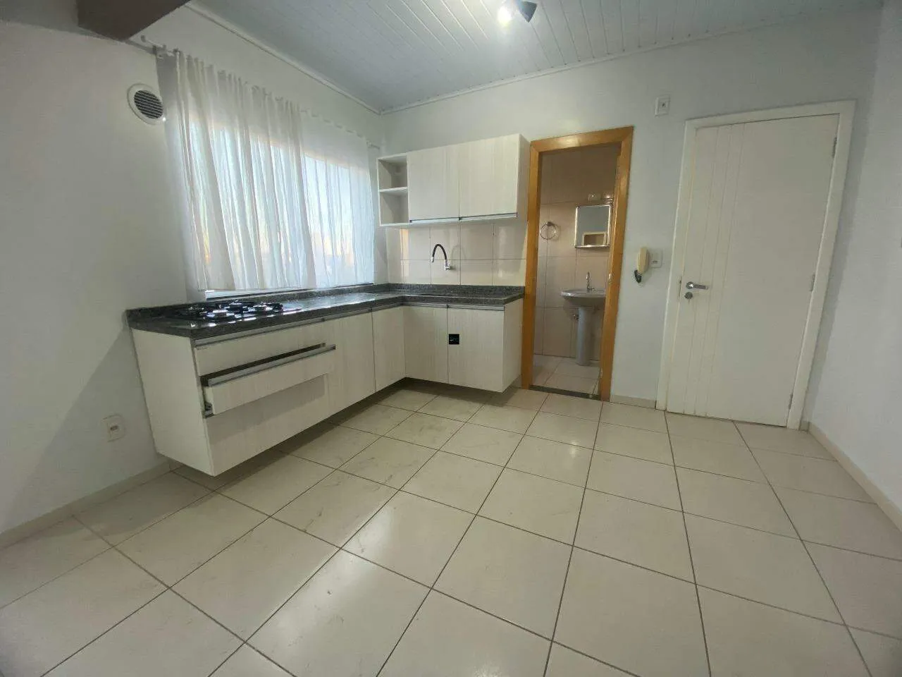 Apartamento Alto Padrão para locação - Efapi