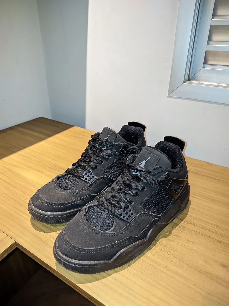 Air Jordan 4 Black Cat