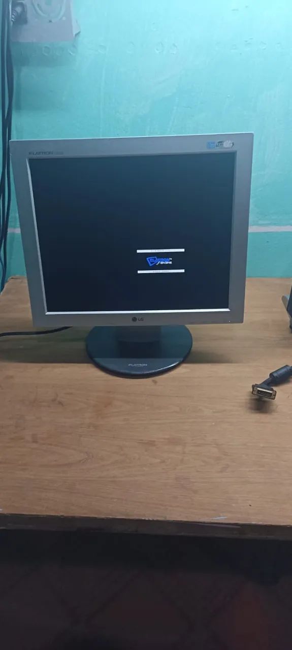 LG 17-inch Monitor64308010514435120