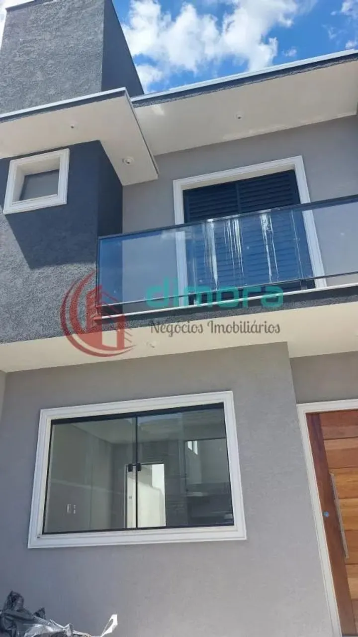 Sobrado para Venda em Mogi das Cruzes, Jardim Cambuci, 3 dormitórios, 1 suíte, 3 banheiros