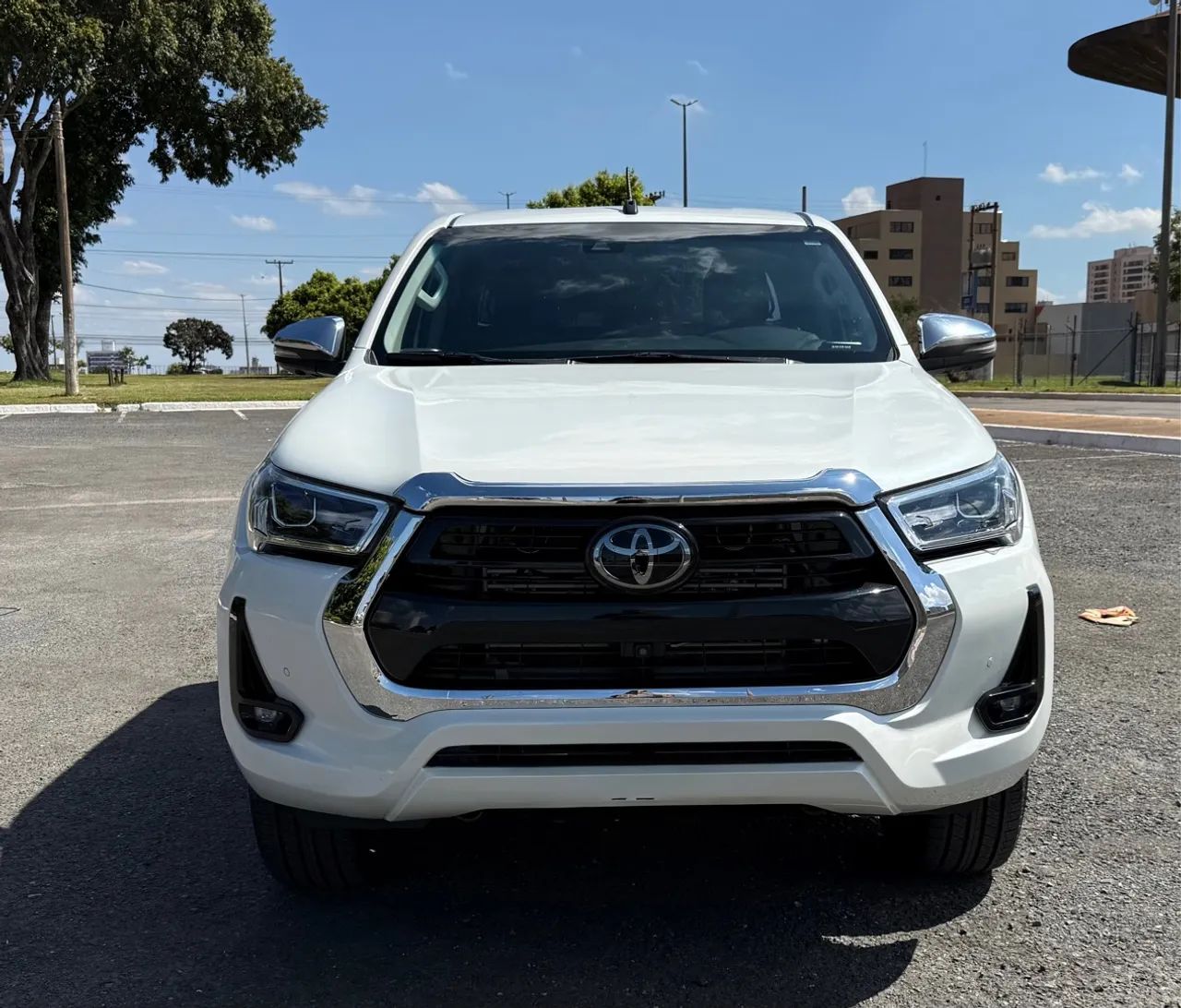 Hilux SRX 2022 Ipva 25 pago - Foto 2