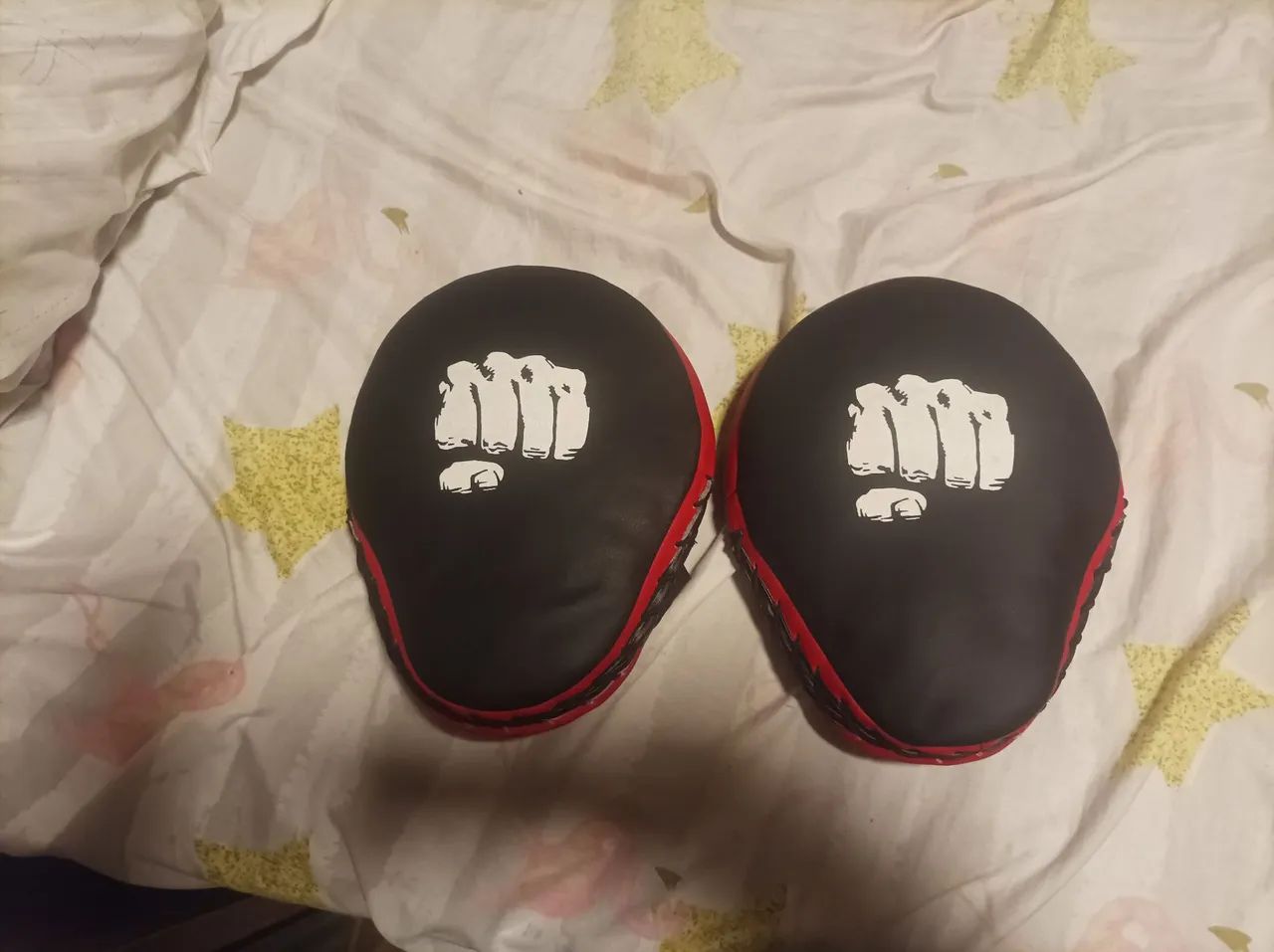 Par de Pads de Boxe - Treinamento de Punhos - Foto 4