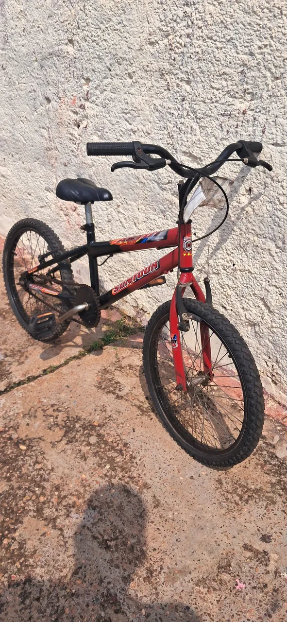 Bicicleta Cross aro 20 tudo ok só andar