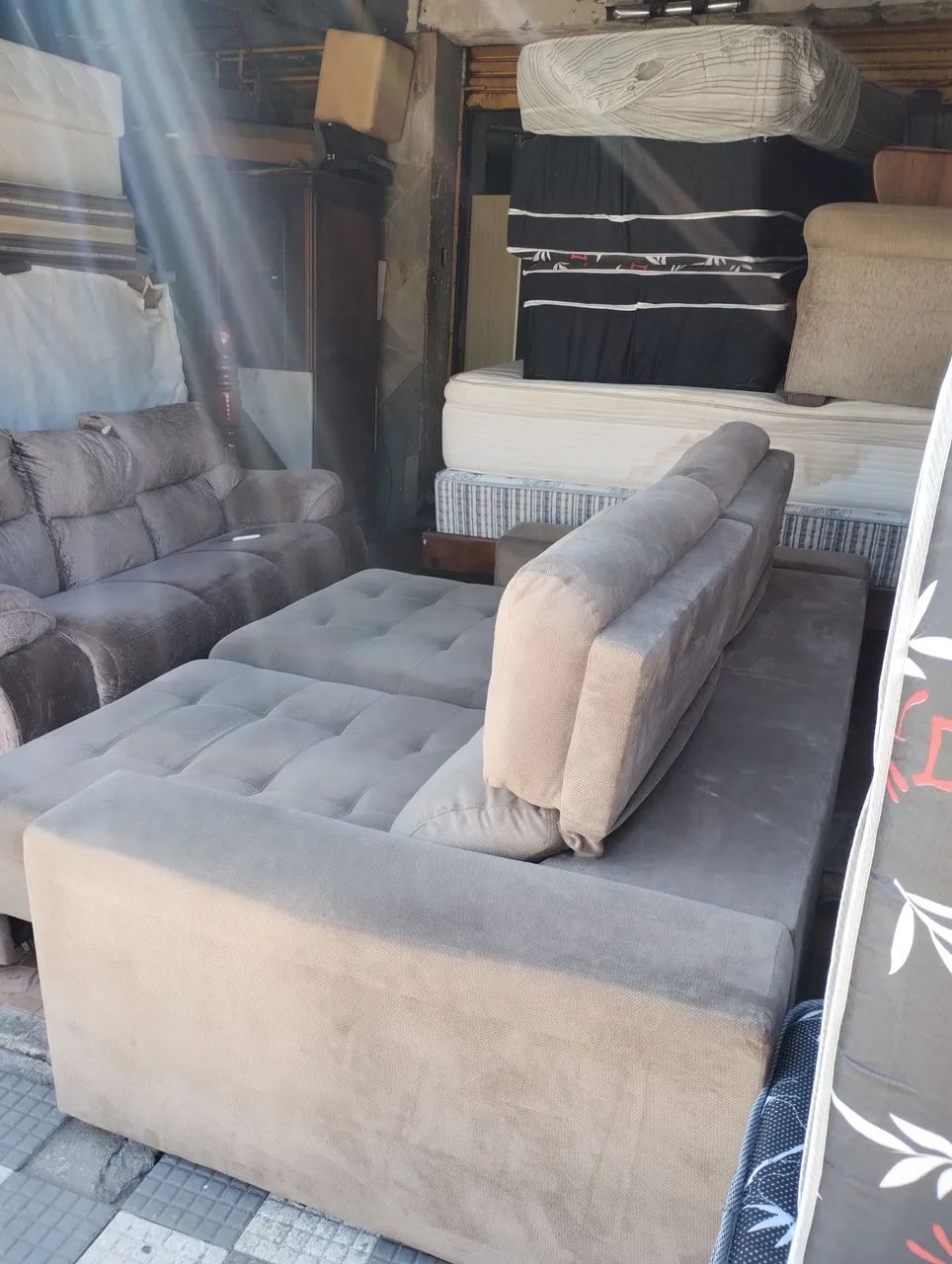 Sofá Retrátil ENTREGO 64842829882627122