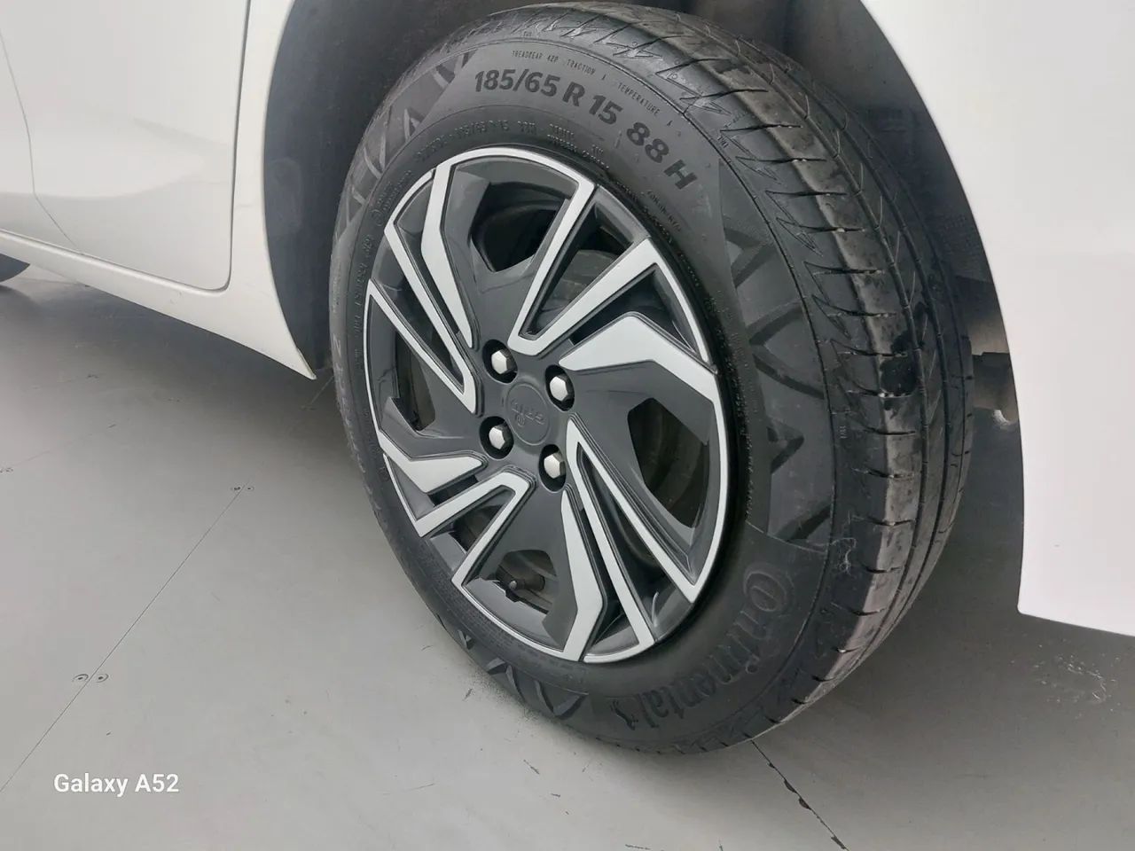 Chevrolet Onix Hatch LT 1.0 12V TB Flex Mec. 4P 2025 - Foto 12