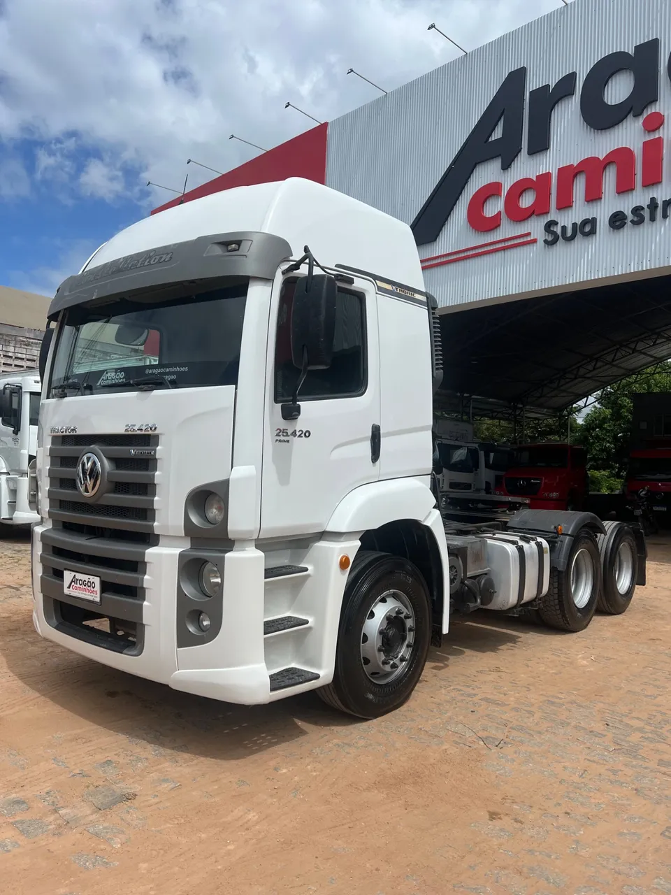 VOLKSWAGEN 25-420 Constellation 6x2 2p (Diesel)(E5)