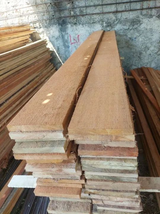 Madeira tirada de bancada Fazemos entrega ( consulta a quantidade)