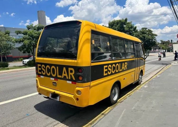 2009 Volare  Volare V6 24 lugares  - Foto 3