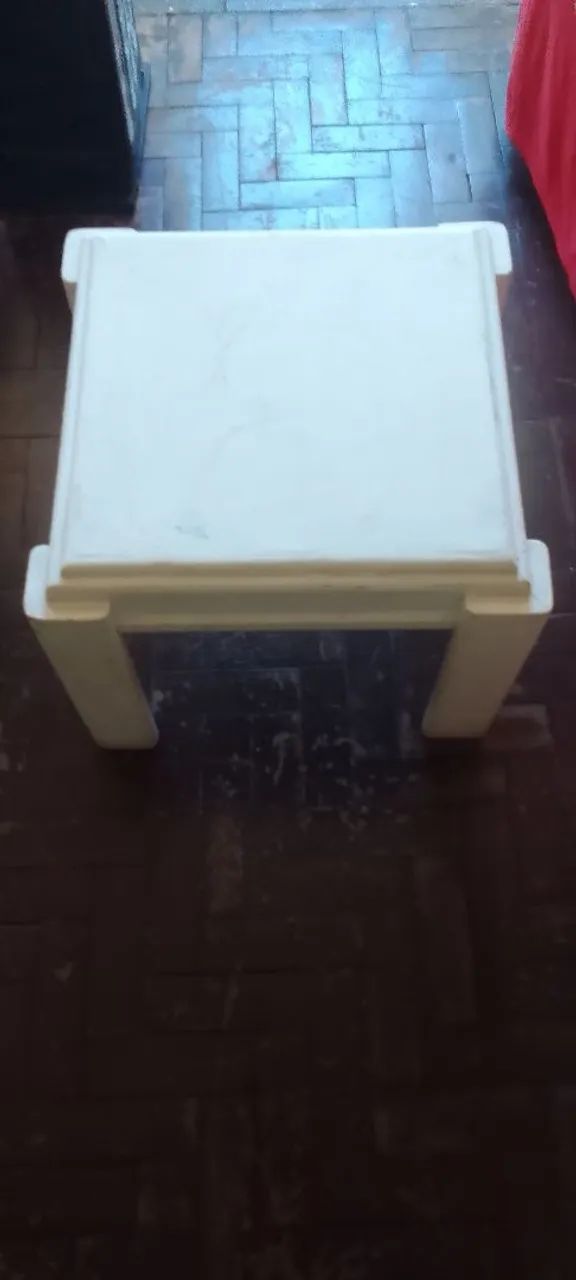 Mesa de Canto Quadrada Branca