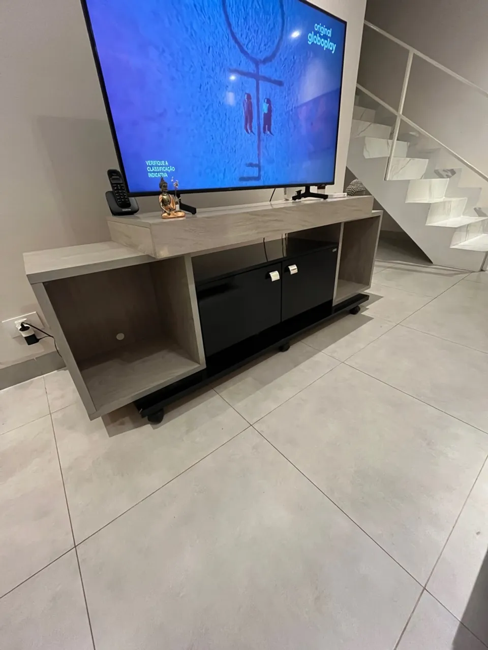 Rack de madeira clean para TV