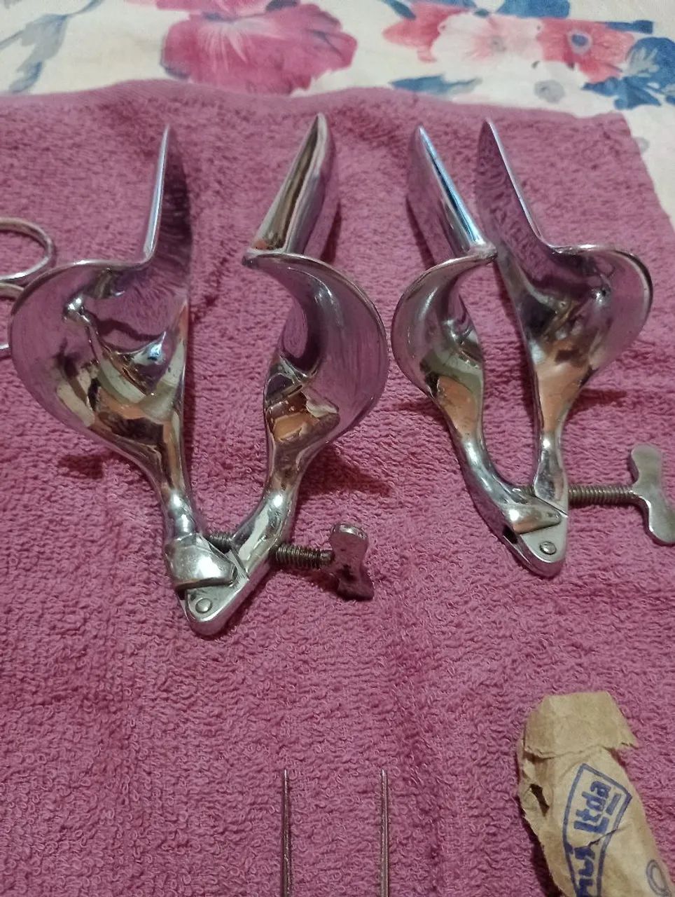 Kit para suturar com pinça e pote alumínio entre outros procedimentos cirúrgicos  - Foto 3
