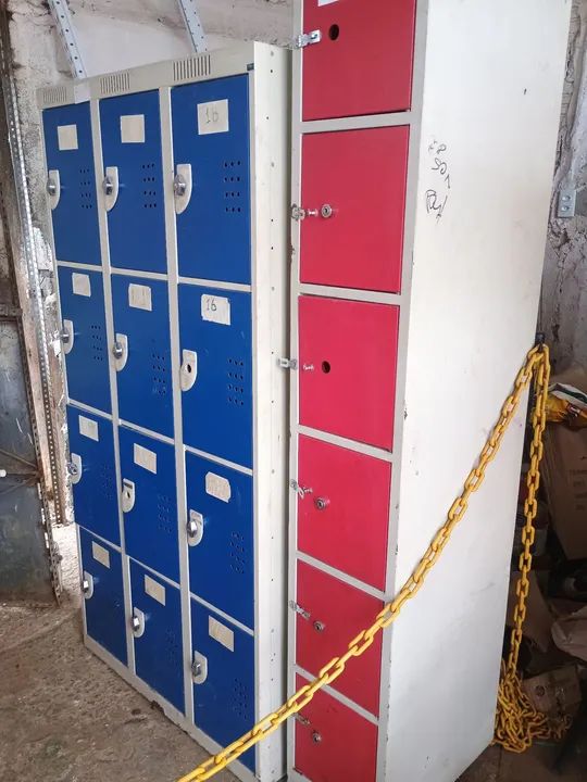 Armários ,aço  roupeiro